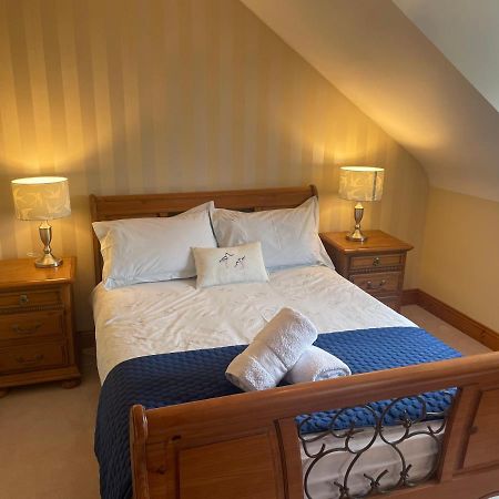 Cosy Rooms In A Stone Cottage Salthill 외부 사진