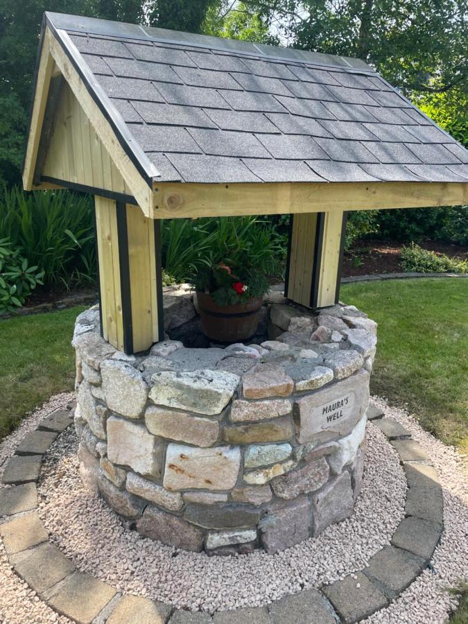 Cosy Rooms In A Stone Cottage Salthill 외부 사진
