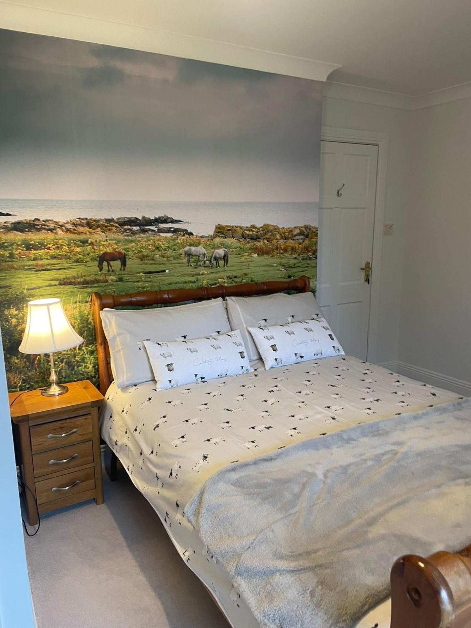 Cosy Rooms In A Stone Cottage Salthill 외부 사진